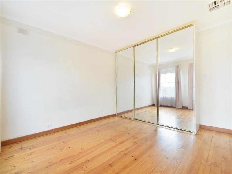 29 Tripoli Road, Happy Valley SA 5159