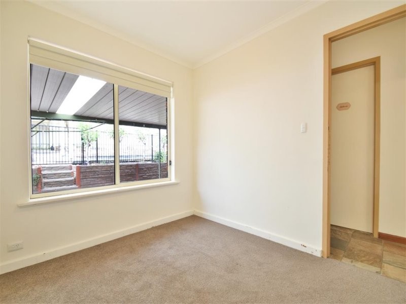 29 Tripoli Road, Happy Valley SA 5159