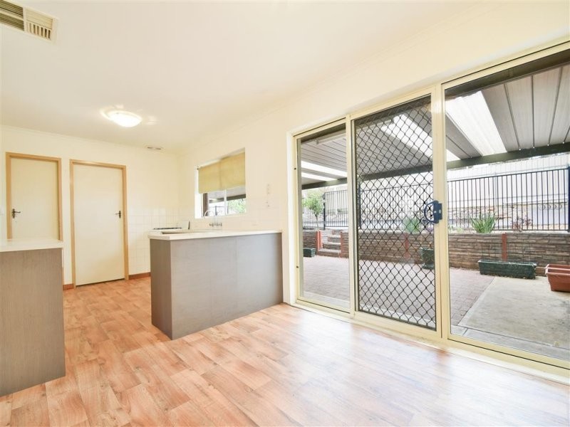 29 Tripoli Road, Happy Valley SA 5159