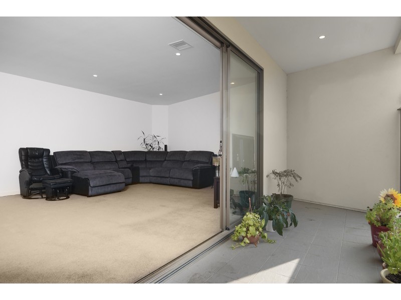 204/4 Hotham Road, Niddrie VIC 3042