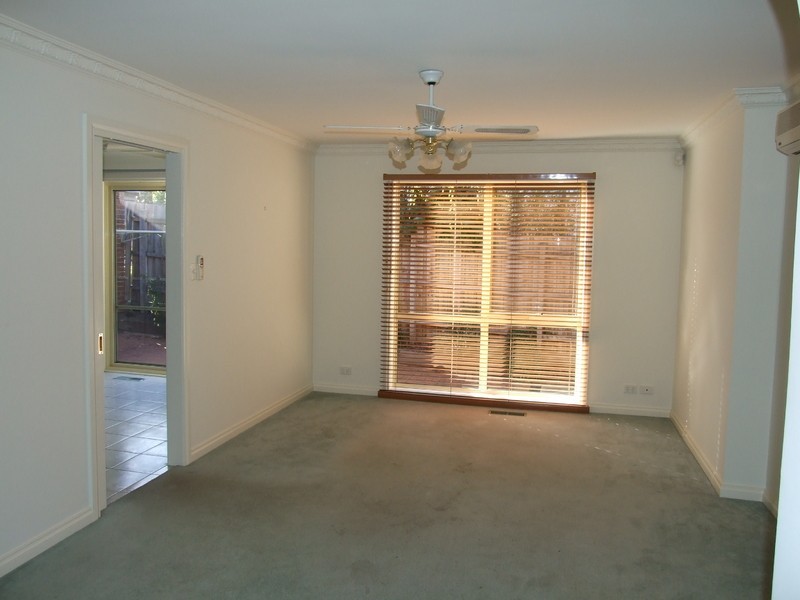 60 Elmhurst Road, Blackburn VIC 3130