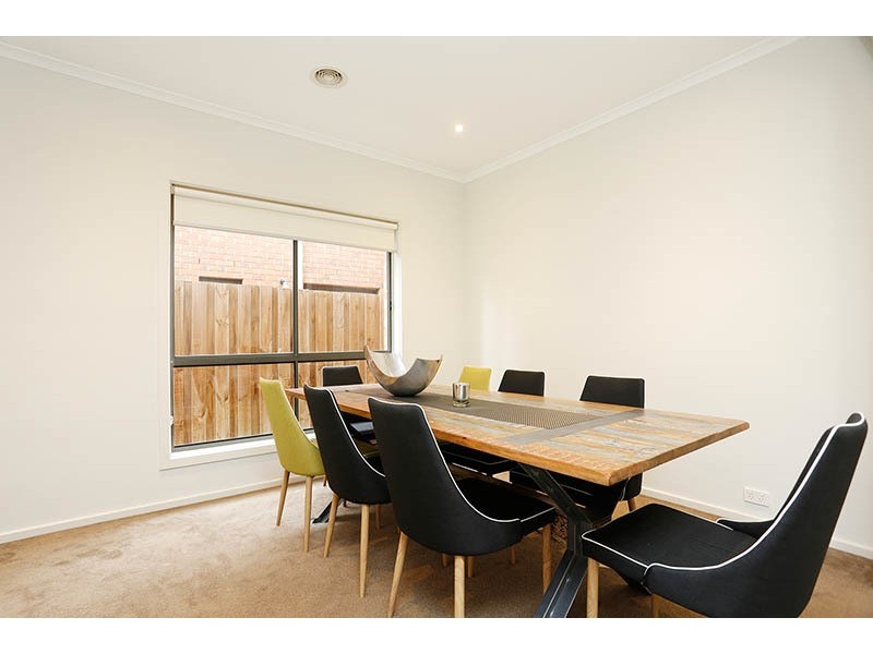 7 Turnstone Drive, Point Cook VIC 3030