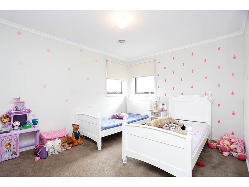 7 Turnstone Drive, Point Cook VIC 3030