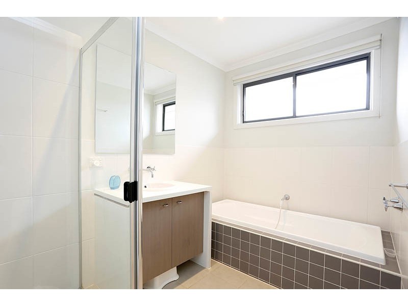 7 Turnstone Drive, Point Cook VIC 3030