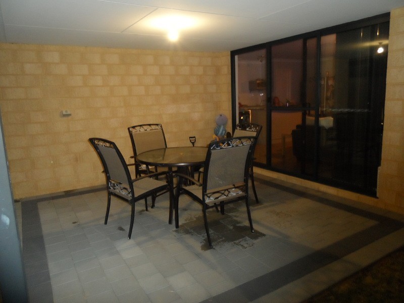 2 Pynsent Lane, Canning Vale WA 6155