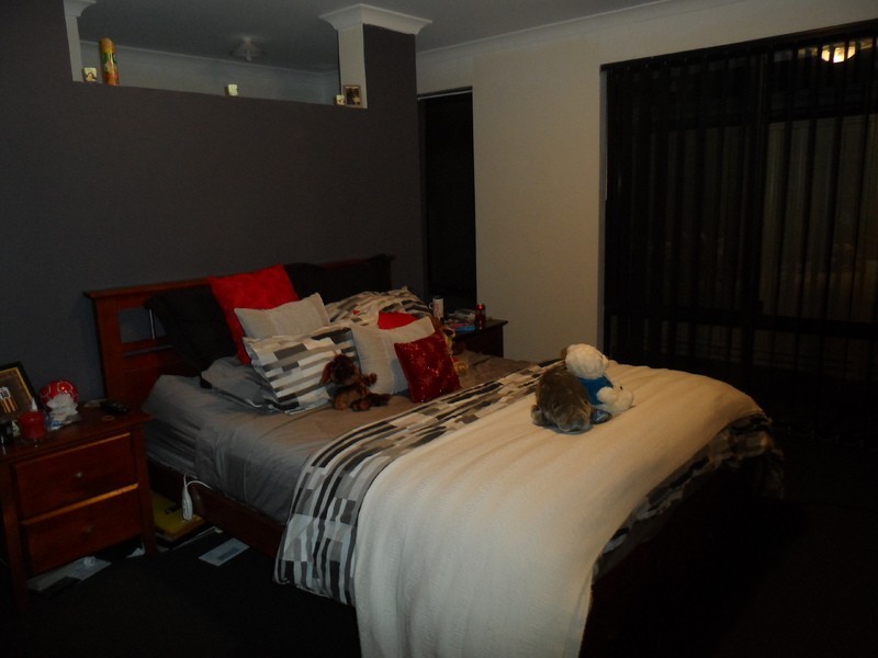 2 Pynsent Lane, Canning Vale WA 6155