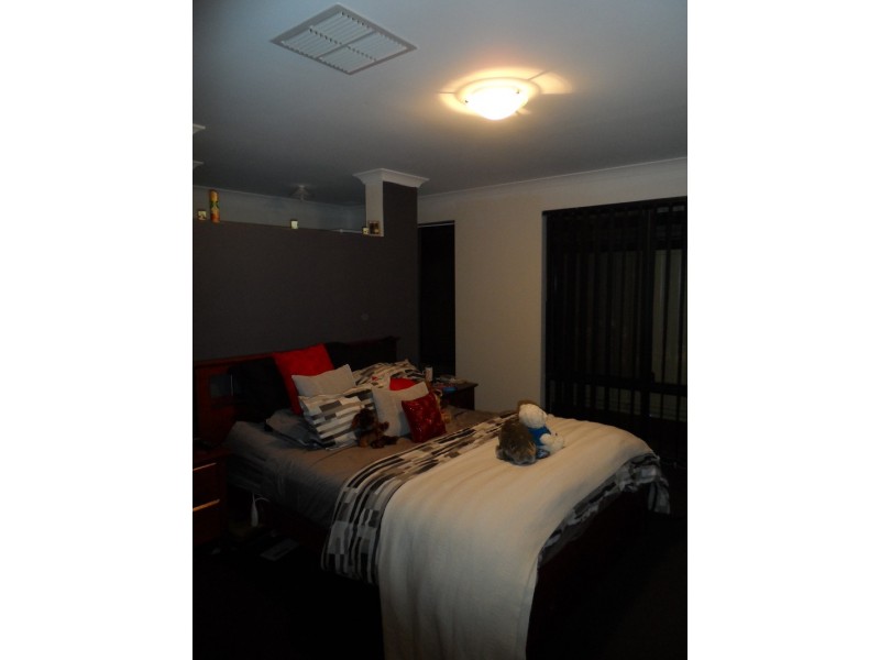 2 Pynsent Lane, Canning Vale WA 6155