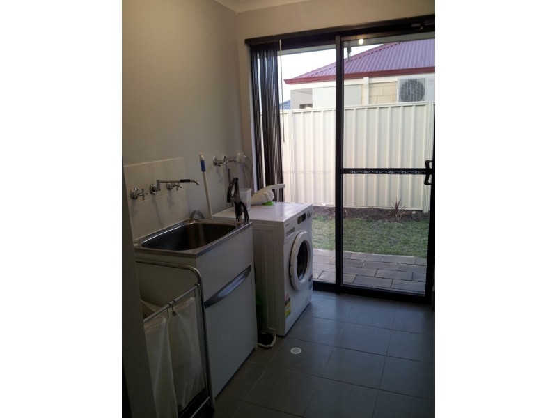 2 Pynsent Lane, Canning Vale WA 6155