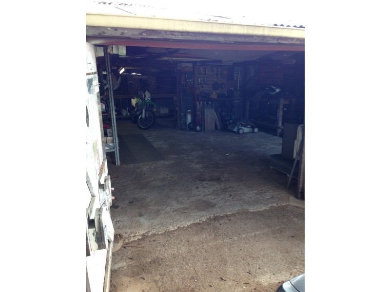 214 Marsh Rd, Bobs Farm NSW 2316