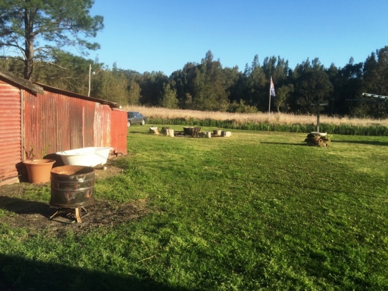 214 Marsh Rd, Bobs Farm NSW 2316