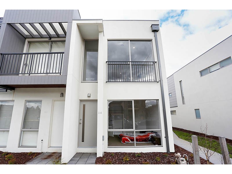24 Cascade Terrace, Craigieburn VIC 3064