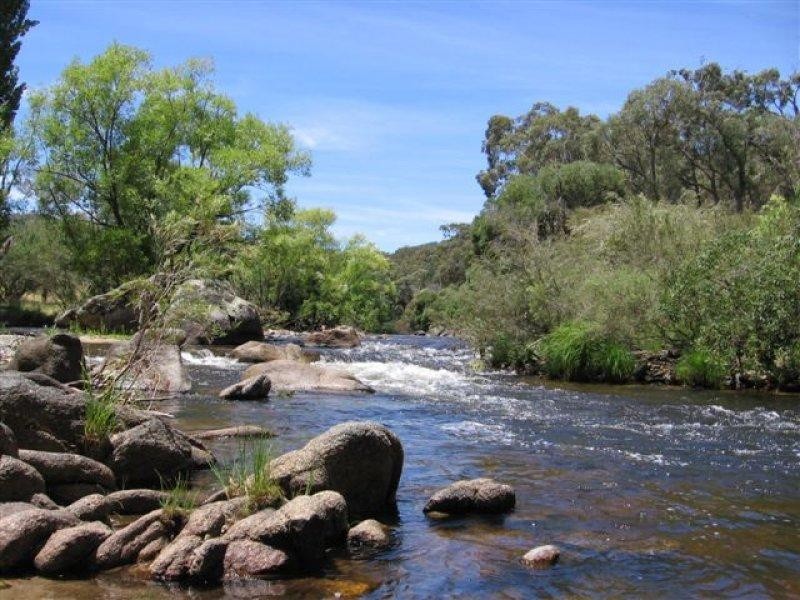 523 Goobragandra Rd, Tumut NSW 2720