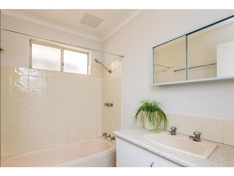21A Gleddon Way, Hillarys WA 6025