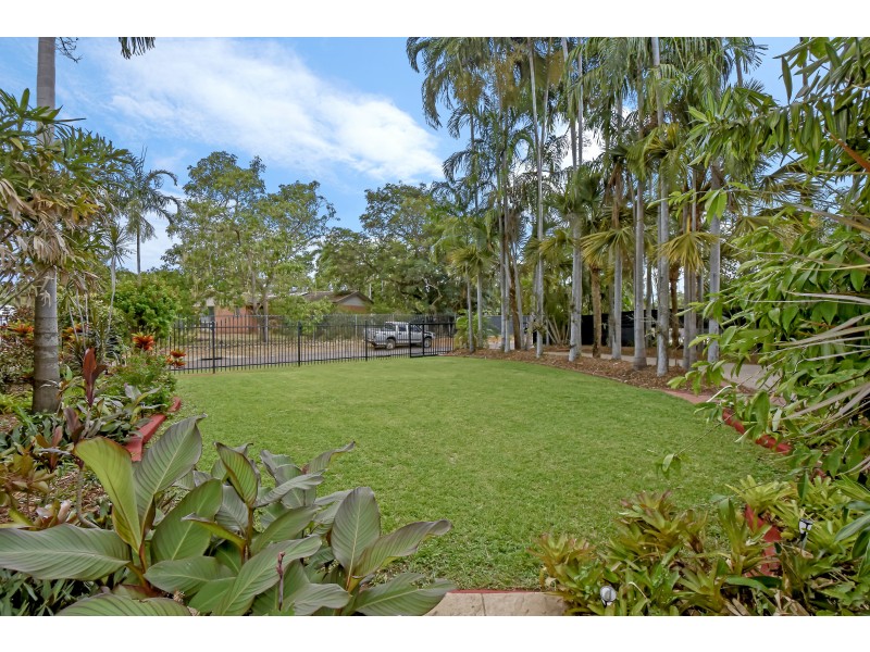20 Moreton Place, Karama NT 0812