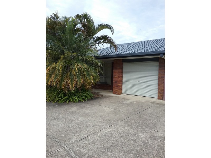 1/103 Goonawarra Drive, Mooloolaba QLD 4557