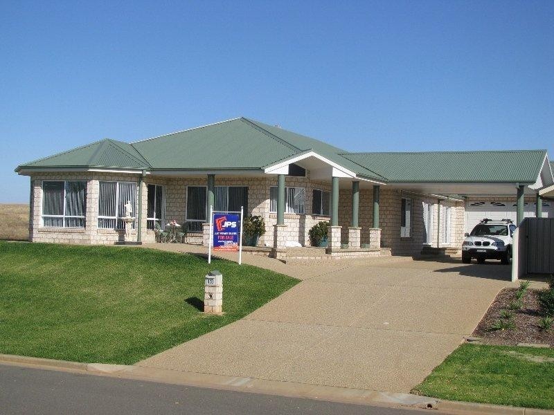 10 Franklin Drive, Estella NSW 2650