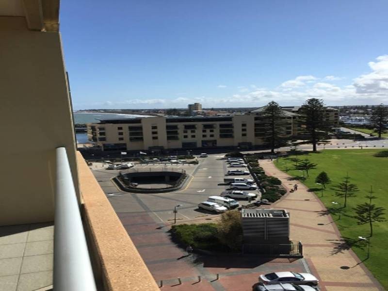 808/19 Holdfast Promenade, Glenelg SA 5045