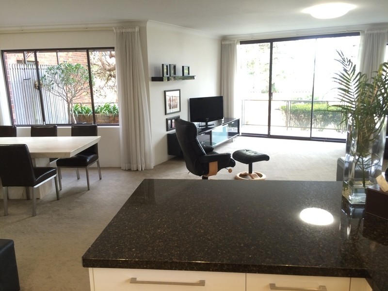 4/391 Barrenjoey Road, Newport NSW 2106