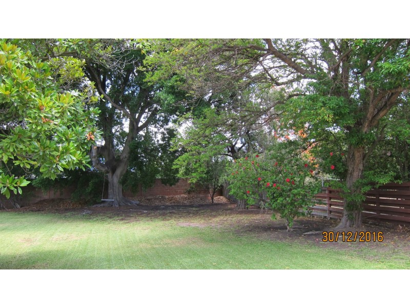 16 Allenby Road, Dalkeith WA 6009