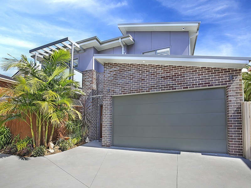 8 Robinson Street, Wollongong NSW 2500