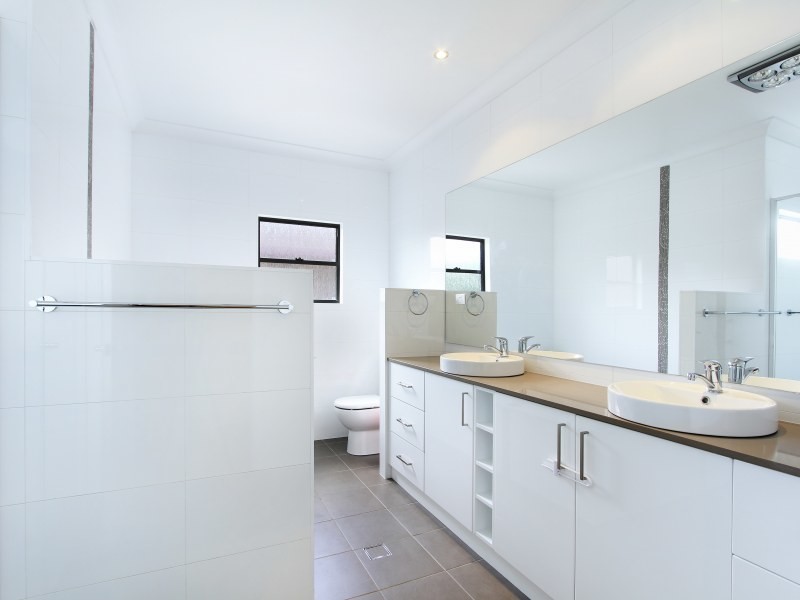 8 Robinson Street, Wollongong NSW 2500