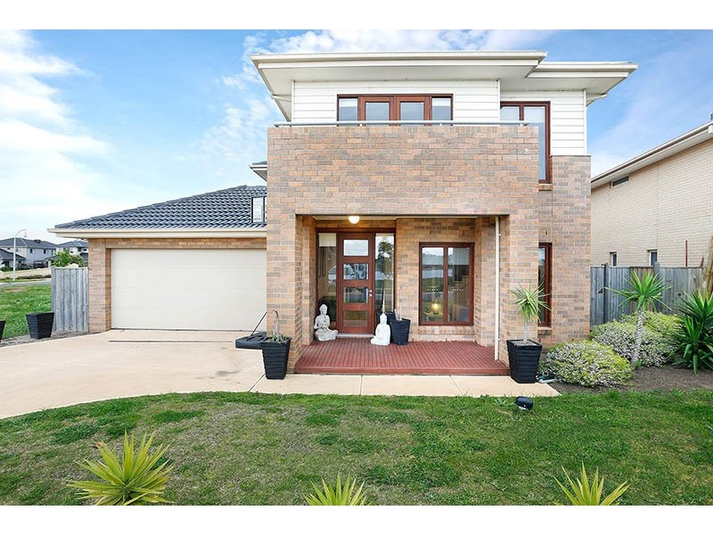 5 Spraypoint Drive, Point Cook VIC 3030