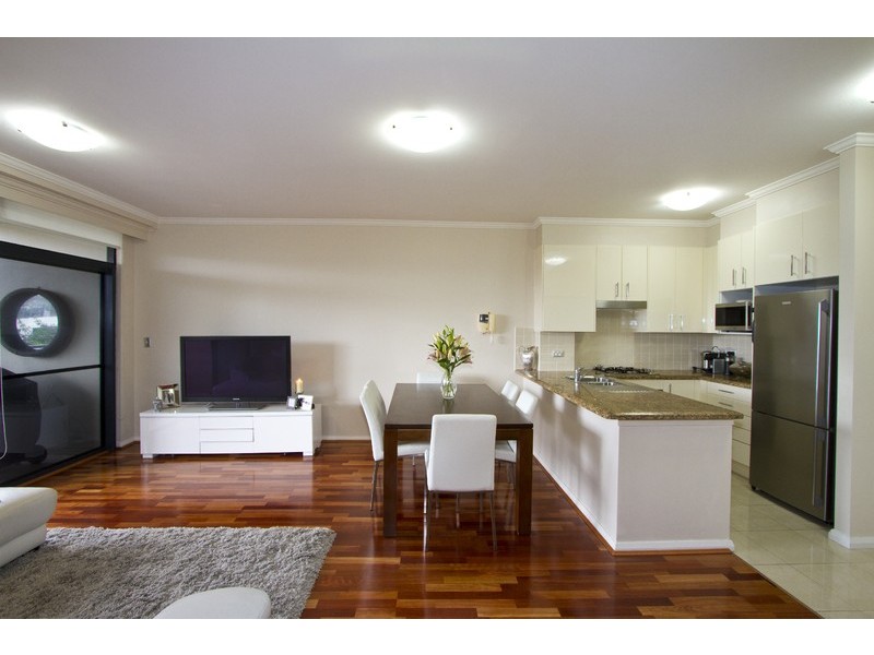 4 b Dolphin Close, Chiswick NSW 2046