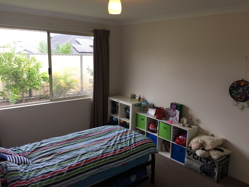 47 Belmore Bend, Aubin Grove WA 6164