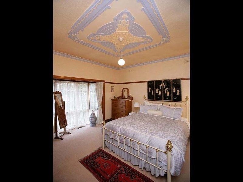 6 Royal Parade, Pascoe Vale South VIC 3044