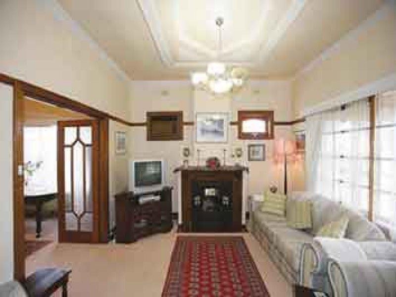 6 Royal Parade, Pascoe Vale South VIC 3044