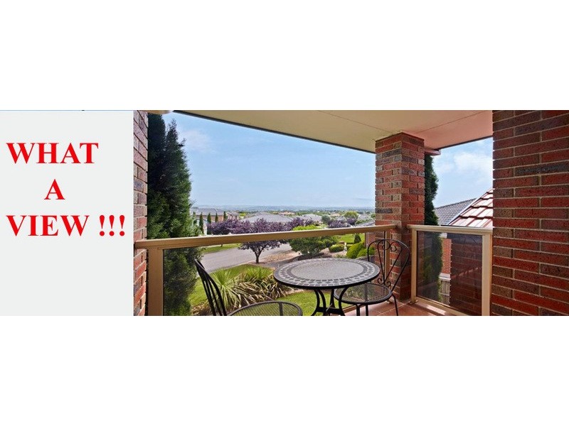 8 Minton Walk, Narre Warren South VIC 3805