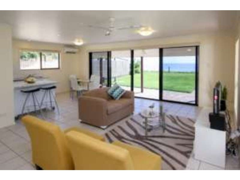 66 Kingfisher Parade, Toogoom QLD 4655