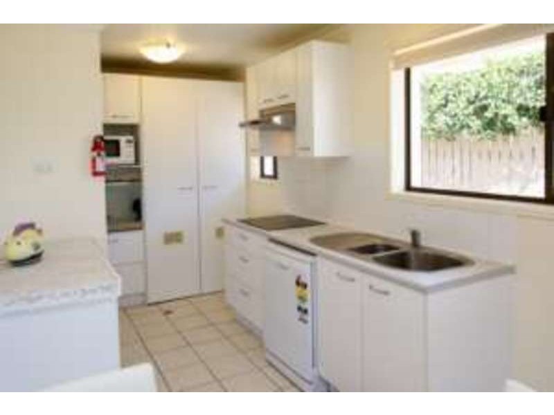 66 Kingfisher Parade, Toogoom QLD 4655