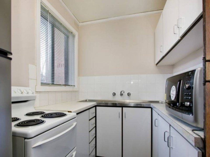 8/19 Bishop St, Box Hill VIC 3128