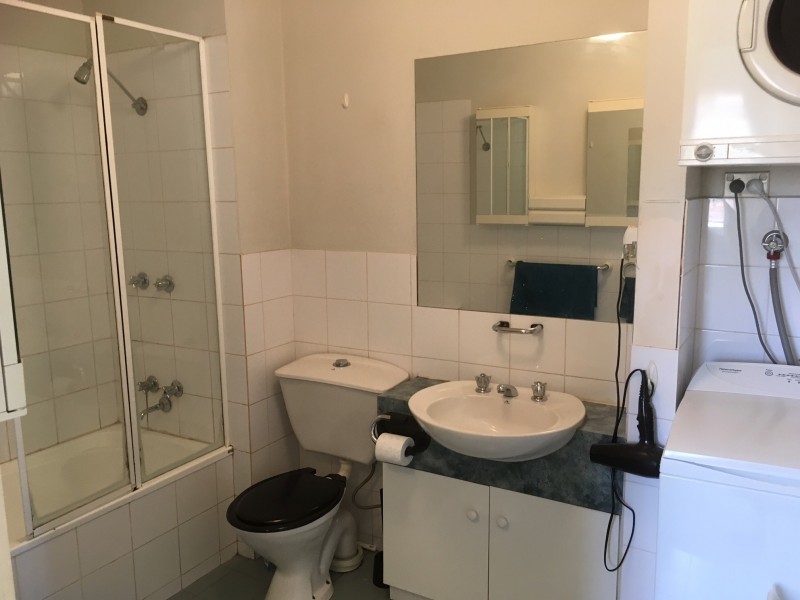 2/25 Barkly Street, Carlton VIC 3053