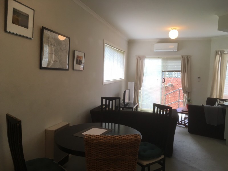 2/25 Barkly Street, Carlton VIC 3053