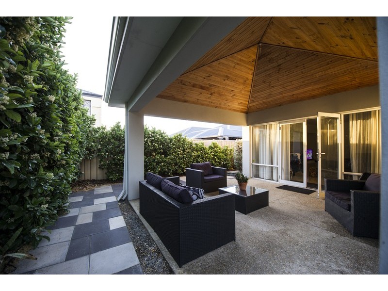 32 Auckland Way, Hocking WA 6065