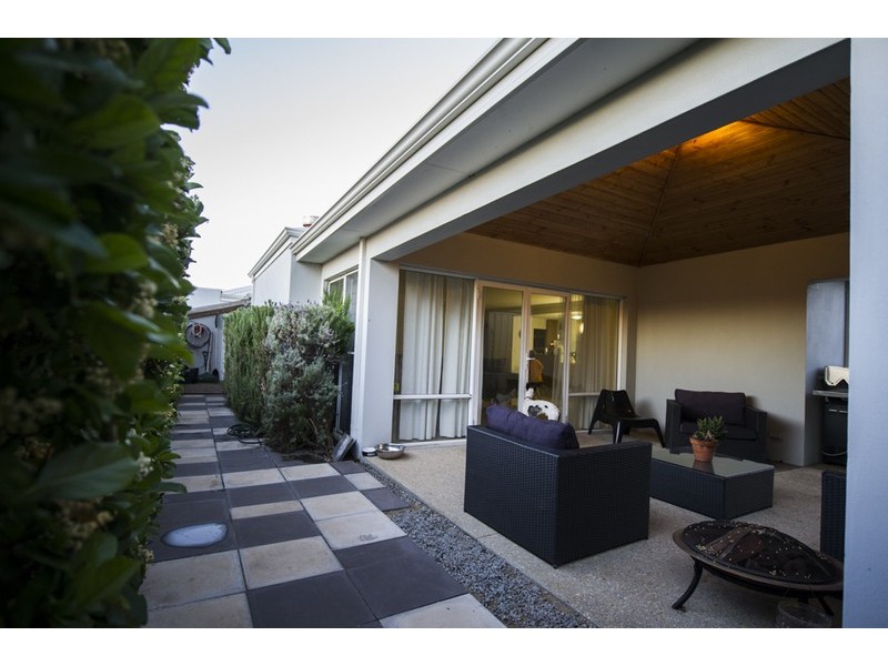 32 Auckland Way, Hocking WA 6065