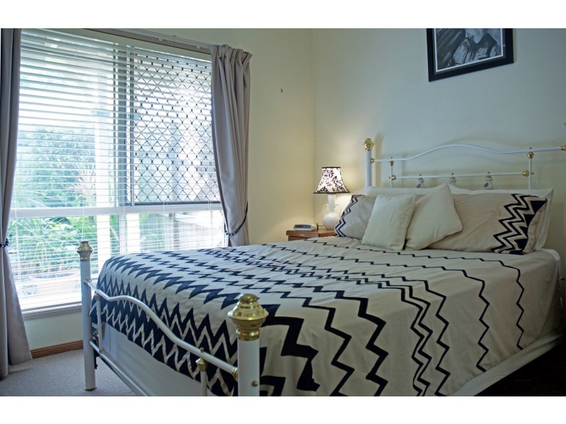 10 Farr-Jones Court, Daisy Hill QLD 4127