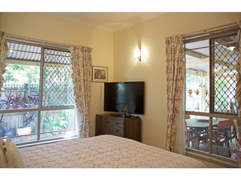 10 Farr-Jones Court, Daisy Hill QLD 4127