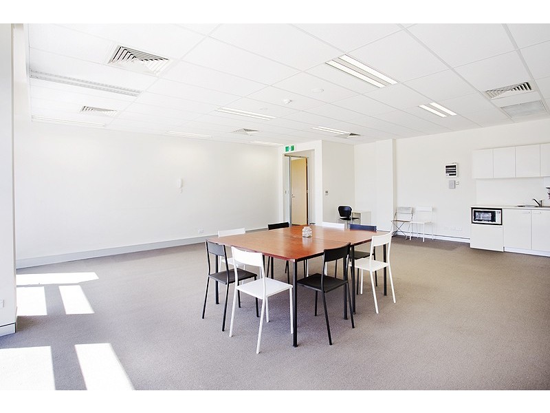 4 Daydream Street, Warriewood NSW 2102