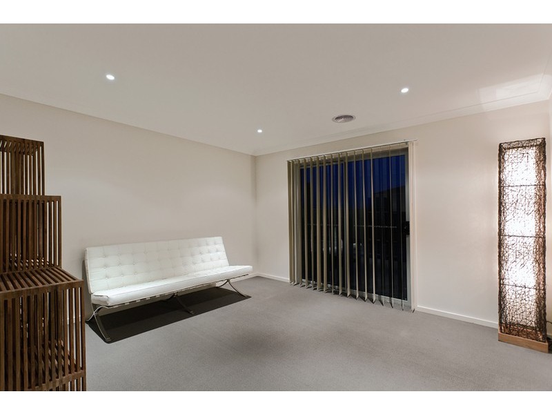 5 Foxall Walk, Point Cook VIC 3030