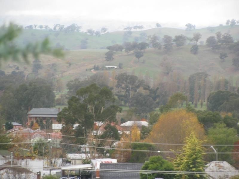 42 Carey Street, Tumut NSW 2720