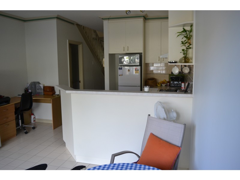 41 Eastwood Street, Kensington VIC 3031