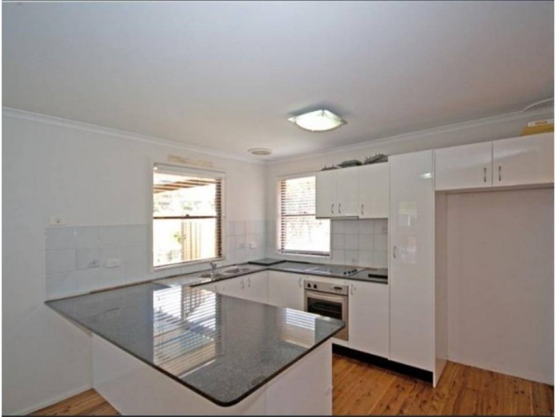 10 Malbec Place, Eschol Park NSW 2558