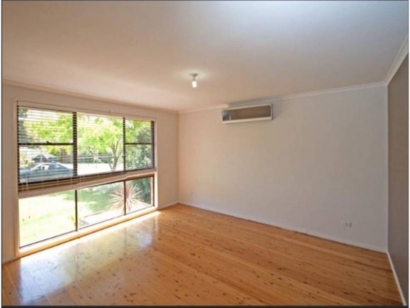 10 Malbec Place, Eschol Park NSW 2558