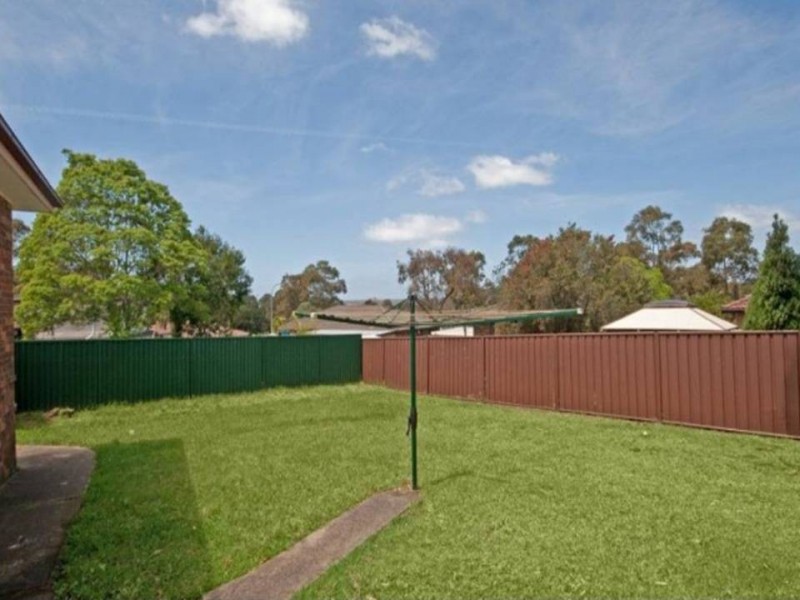 10 Malbec Place, Eschol Park NSW 2558