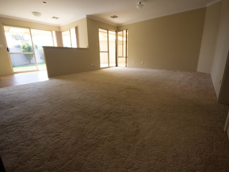 11 Leven Rise, Kinross WA 6028