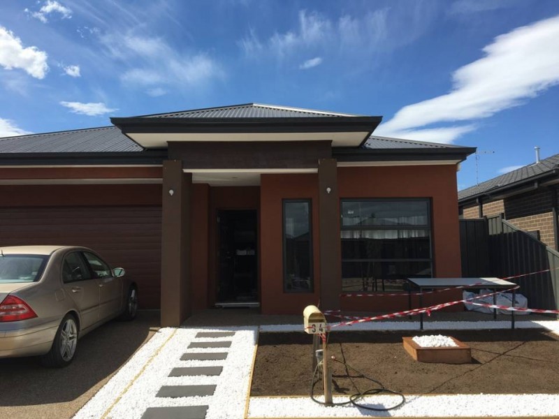 34 Mandalay Parade, Plumpton VIC 3335