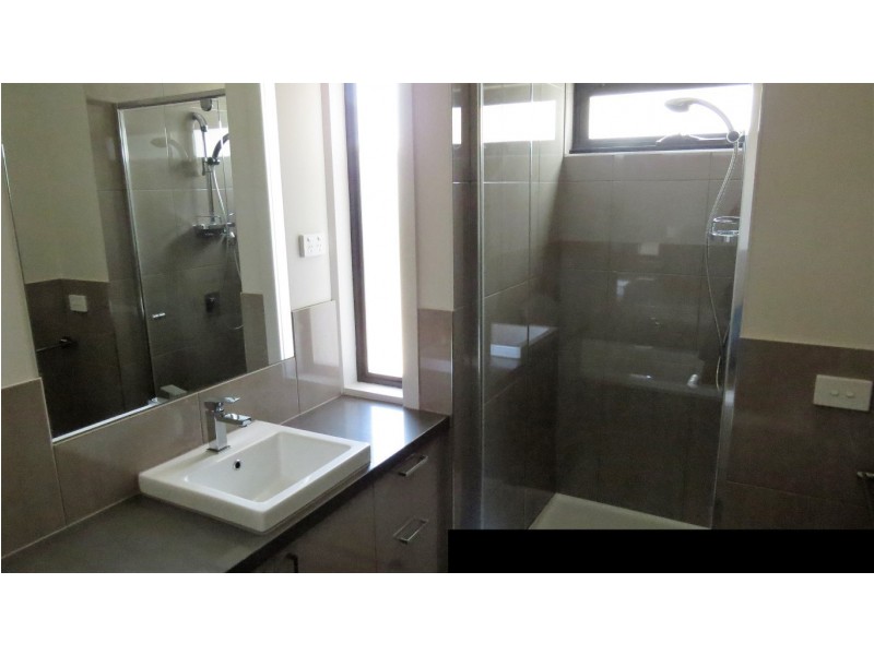 8 Medway Street, Box Hill North VIC 3129